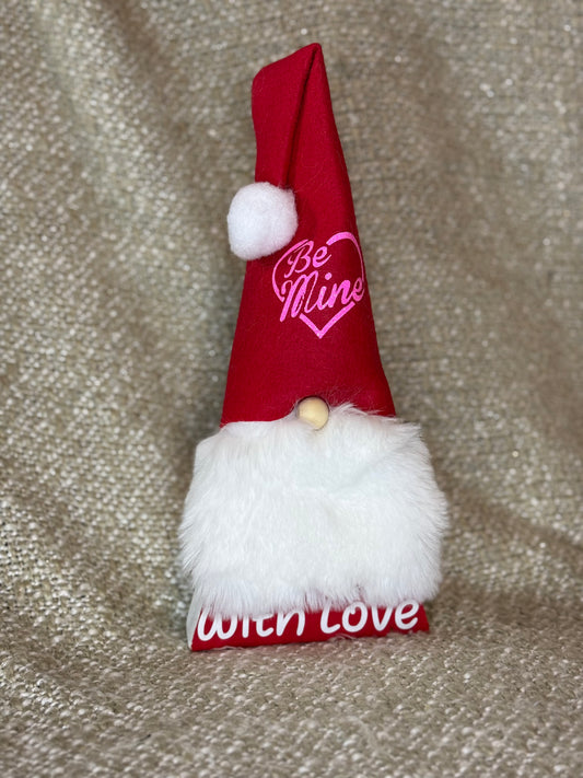 Be Mine Valentine Gnome